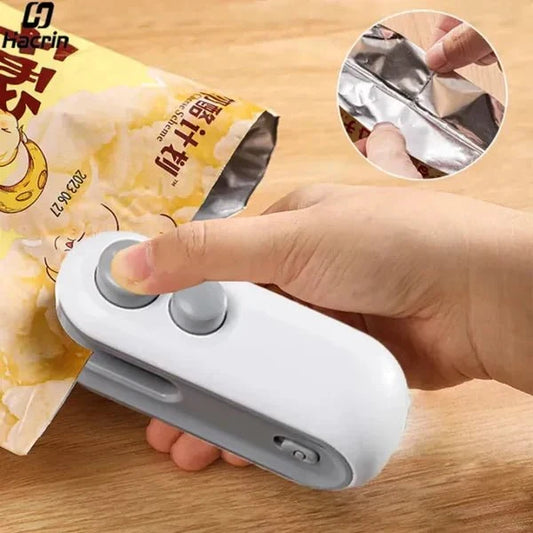 2-in-1 Rechargeable Heat Sealer & Cutter - ZEEBLENDZ.PK